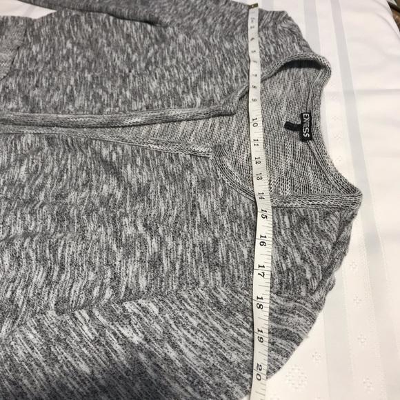 Express Cardigan - Picture 7 of 8